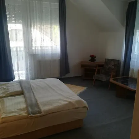 Napfeny Apartman
