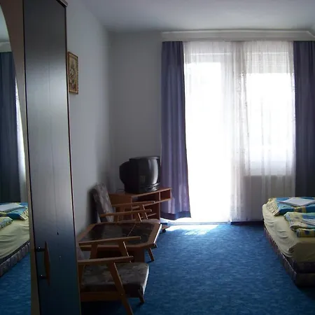 アパート Napfeny Apartman