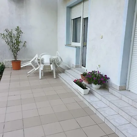 アパート Napfeny Apartman Bük